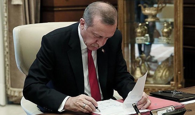 Resmi Gazete'de yayımlandı: Erdoğan'dan gece yarısı 'atama' kararları!