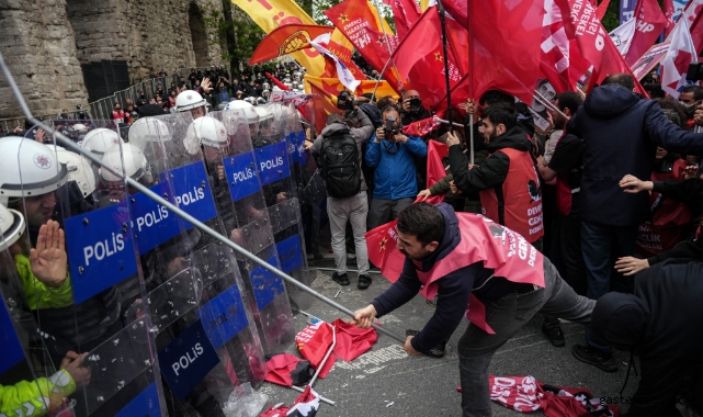 Saraçhane'de 1 Mayıs müdahalesi fotoğraf karelerine yansıdı!
