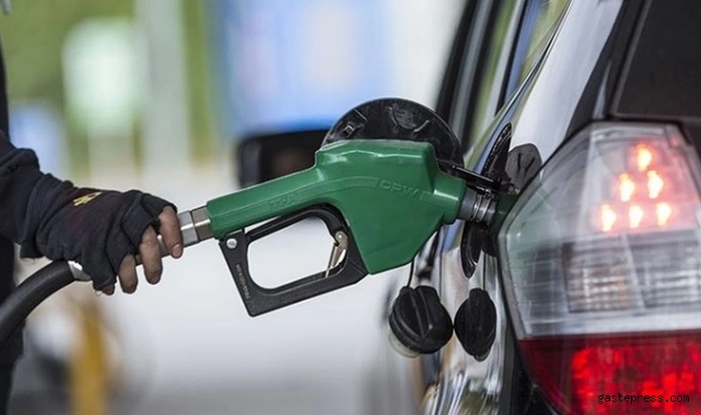 Akaryakıt Fiyatlarında Çifte İndirim: Benzin ve Motorine Düşüş!
