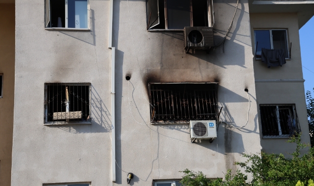 Apartman dairesinde feci yangın... Anne ve oğlu hayatını kaybetti!