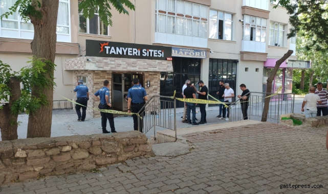 Dört çocuk annesi kadını öldürüp, intihar girişiminde bulundu!