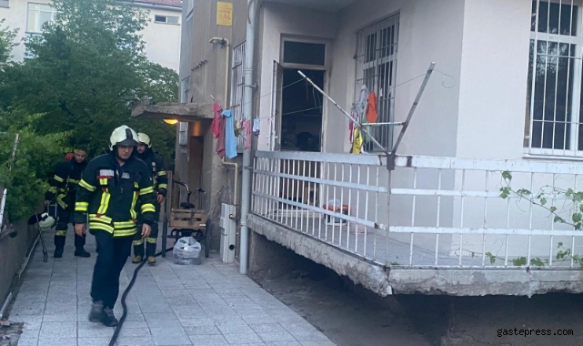 Kız arkadaşını döven ailesinin evini yaktı: 4 kişi dumandan etkilendi!