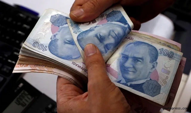 Milyonlarca emekli zam bekliyor! En düşük maaş ne kadar olacak?