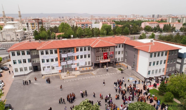 Nuh Mehmet Küçükçalık Anadolu Lisesi 40 Yaşında!
