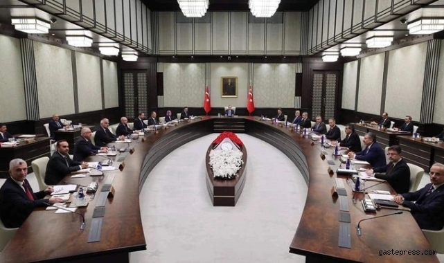 Ankara kulislerinden sızan olay iddia! Kabine bu gece değişiyor!
