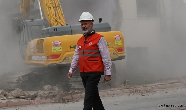 Başkan Çolakbayrakdar: Kentsel dönüşümle şehri daha dirençli hale getiriyoruz"