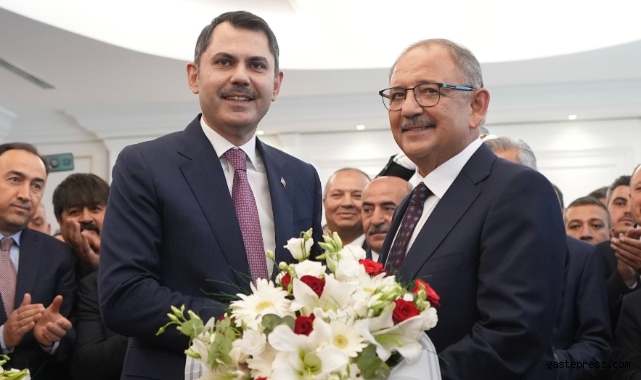 Çevre, Şehircilik ve İklim Değişikliği Bakanlığında devir teslim töreni