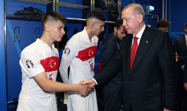 Cumhurbaşkanı Erdoğan'dan millilere tebrik!