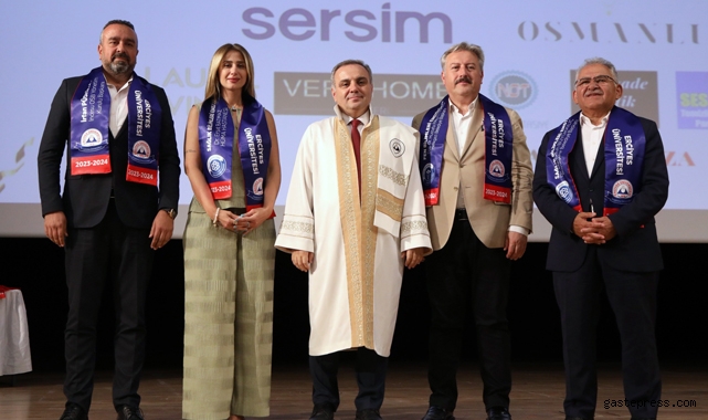 ERÜ’de Lisansüstü Mezuniyet sevinci yaşandı!