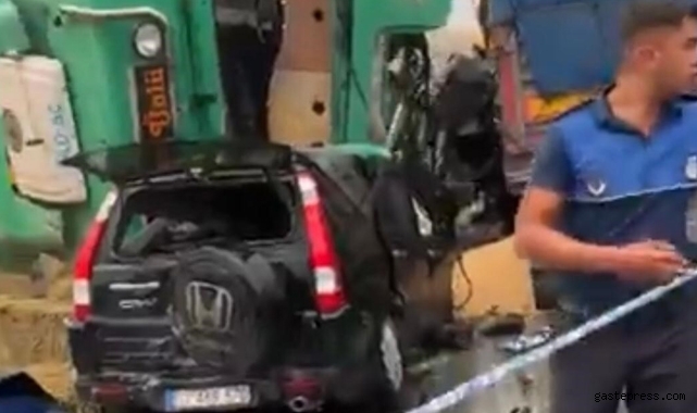 Afyonkarahisar'da 9 araçlı zincirleme kaza: 2 ölü, 12 yaralı