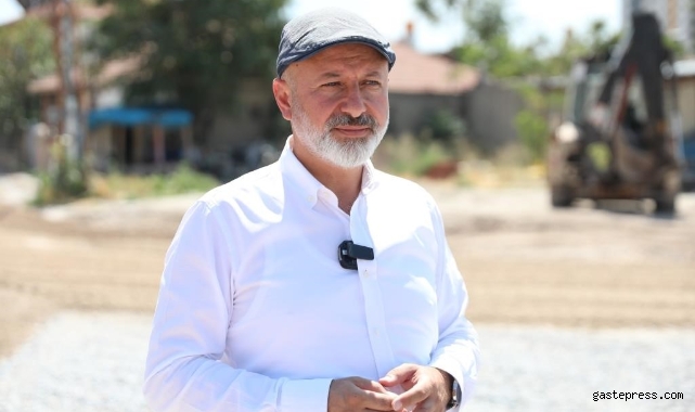 Başkan Çolakbayrakdar, “Yenidoğan'ın trafik akışını daha konforlu hale getiriyoruz”
