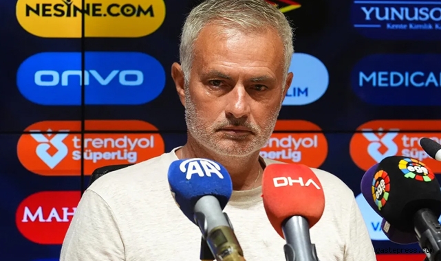 Fenerbahçe teknik direktörü Jose Mourinho: Ben sihirbaz değilim!