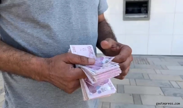 ‘İnsanlık Ölmemiş’ dedirten davranış: Tomar tomar para buldu!