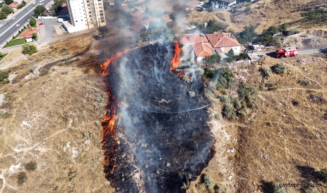 Kayseri'de korku dolu anlar: Evin etrafını alevler sardı!