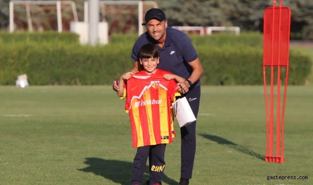 Kayserispor Teknik Direktörü Burak Yılmaz: Burada Mutluyum!