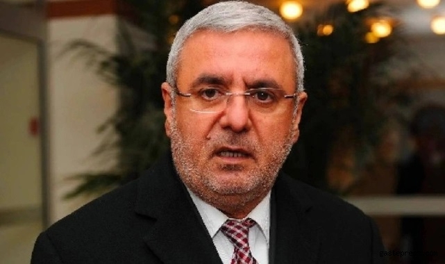 Metiner’den AK Parti için Yeni Dönem Çağrısı: “Merkezine Türkiye’yi Oturtmalıyız”