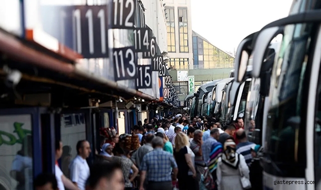 TÜİK'in verileri! Türkiye'de geçen yıl yaklaşık 3,5 milyon kişi iller arasında göç etti!