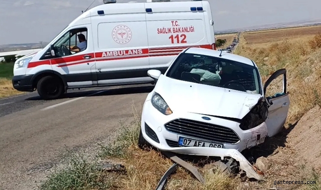 Yozgat'ta iki otomobilin çarpıştığı kazada 3 kişi öldü, 3 kişi yaralandı!