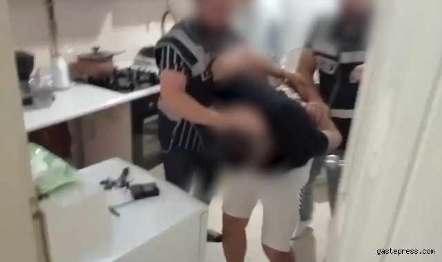 Cezaevi firarisi şahıs mutfak dolabının arkasında yakalandı!