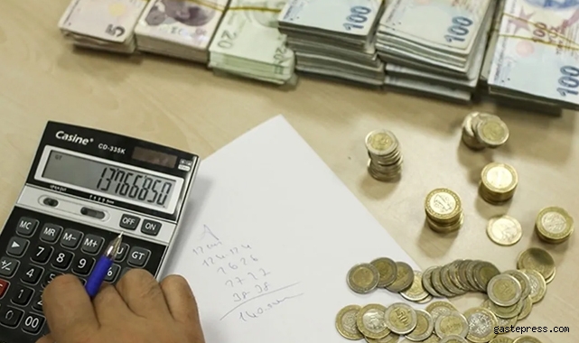 Hükümet yıl sonu enflasyon tahmini güncelledi memur ve emekli zam oranı değişti!