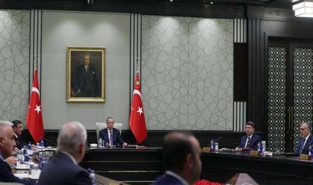 Kabine bugün toplanıyor! Teğmenlerin kılıçlı yemini masada!