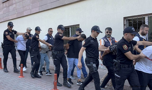 Kayseri merkezli 3 milyar liralık yasa dışı bahis operasyonunda 32 kişi adliyeye sevk edildi!