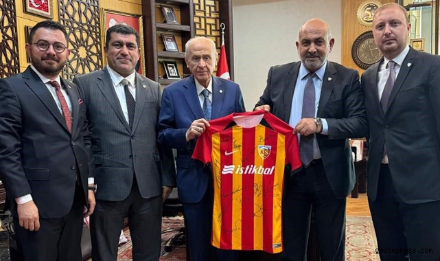 Kayserispor yönetiminden Bahçeli'ye ziyaret!