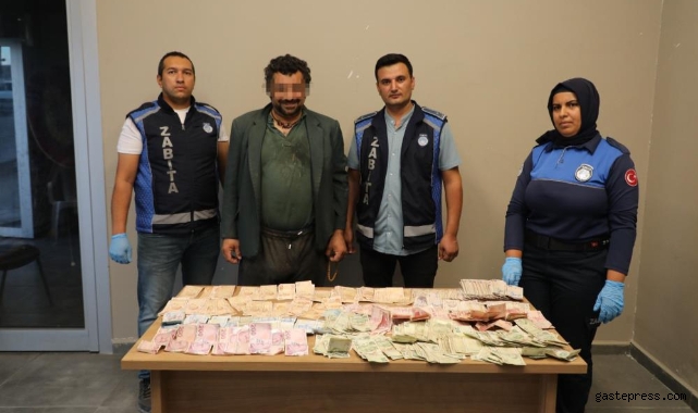Dilencinin bir günlük kazancı dudak uçuklattı!