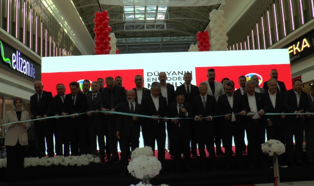 Dünyanın ‘en modern' mobilya fuarı KUMSmall'da kapılarını açtı!