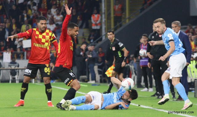 Göztepe Trabzonspor’u 10 kişiyle uzatmalarda yıktı!