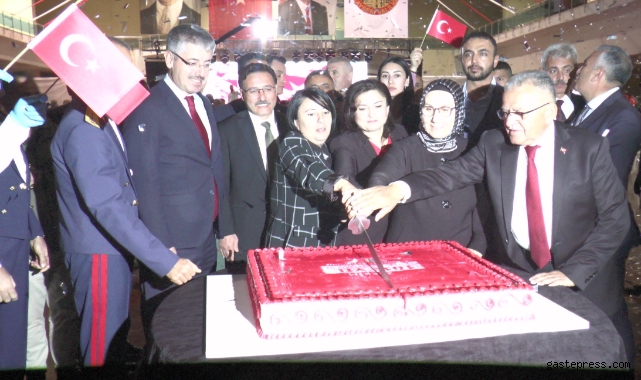 Kayseri'de ‘Cumhuriyet Resepsiyonu' düzenlendi!