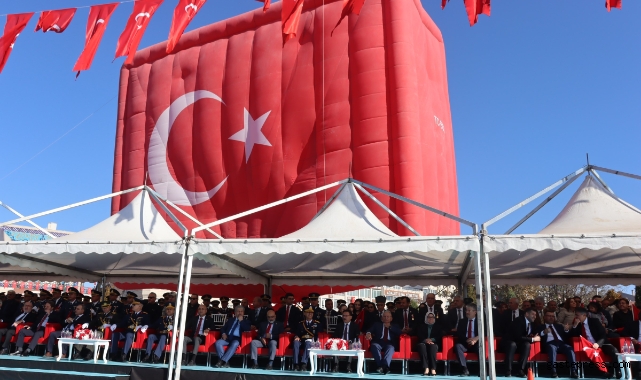 Kayseri'de dev sıcak hava balonlu 29 Ekim kutlaması!