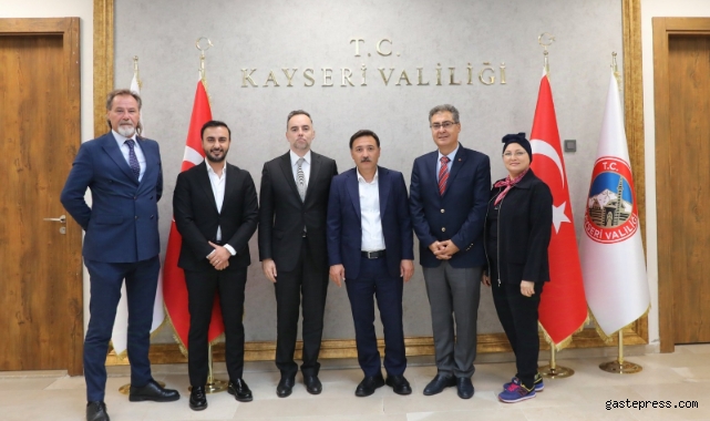 Vali Çiçek il müdürleri ile istişare toplantısında bir araya geldi!