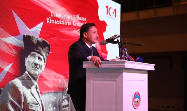Vali Çiçek, “Vatanı için ölmekten korkmayan bir milleti yok edemezler”