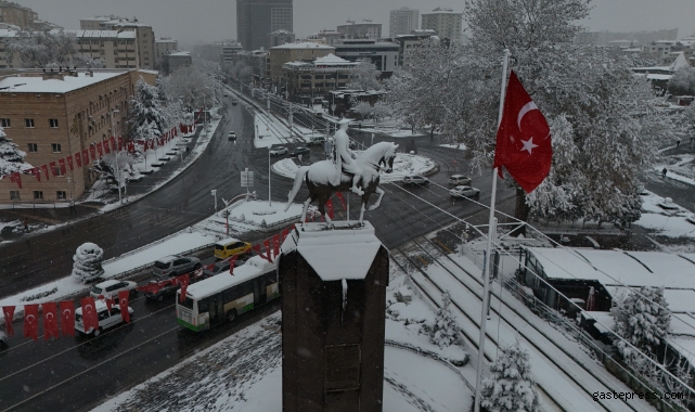 Kayseri’de kasım ayında son 20 yılın en fazla kar yağışı yaşandı!