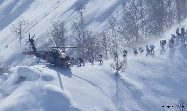 Sınır ötesinden müthiş haber! Komandolar bölgeye indi, PKK'nın can damarı kesildi...