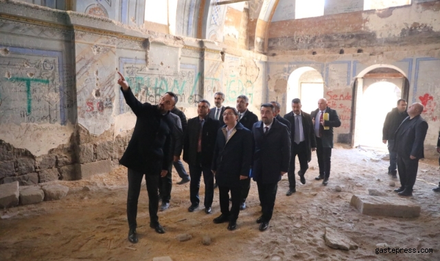 Vali Çiçek’ten Tavlusun Mahallesi’ne ziyaret!