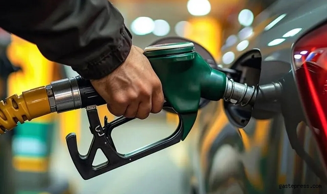 Benzine indirim geliyor, tabela değişiyor! Depoları doldurmak için bekleyin!