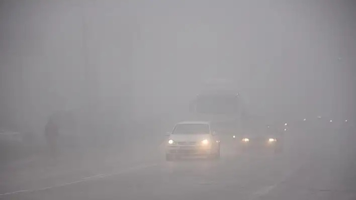 Kayseri'de Sis Etkili, Ulaşımda Aksamalar Olabilir!
