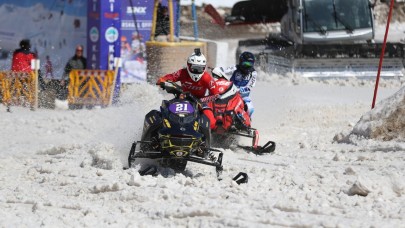 Erciyes’ten yükselen kar motorlarının sesi, tüm dünyada duyuldu!