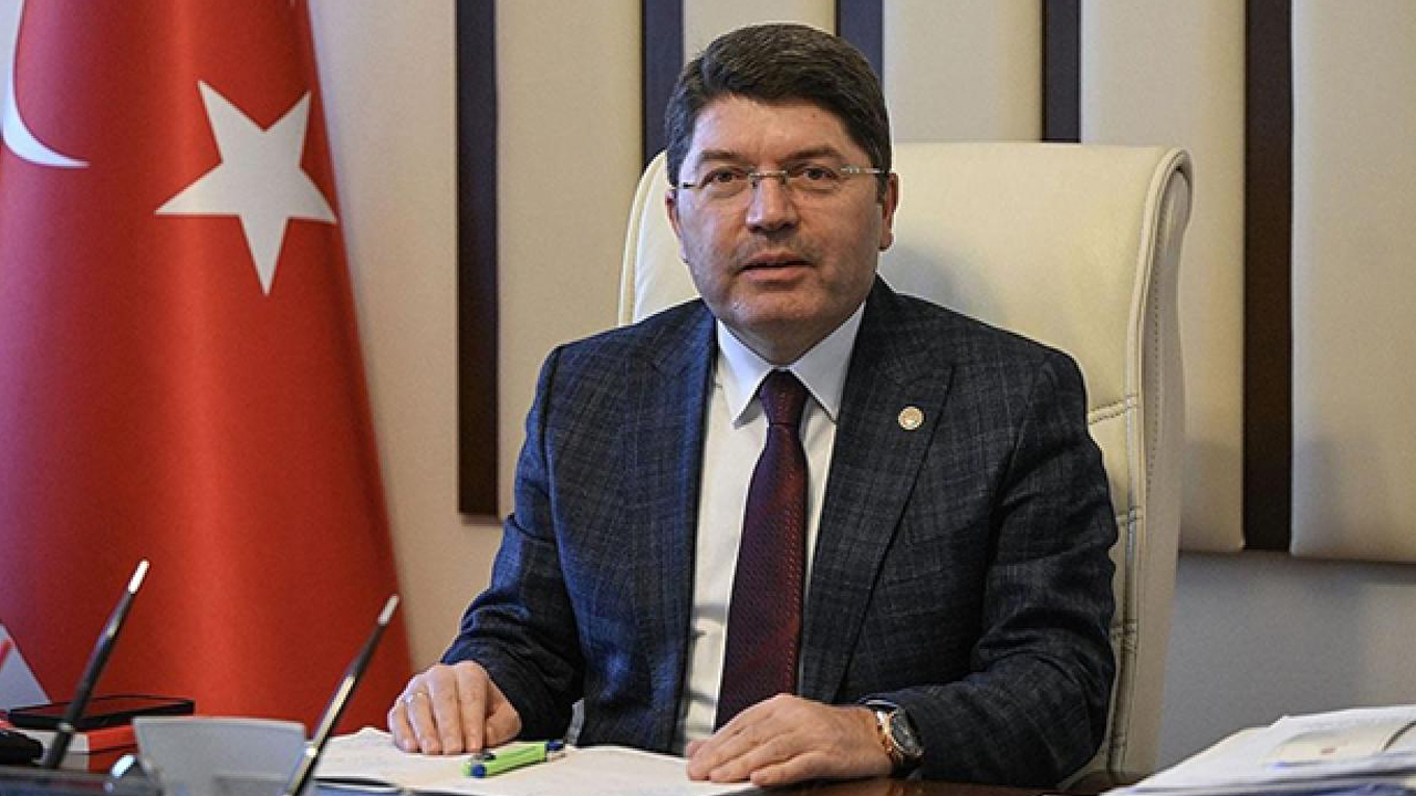 Bakan Tunç: Sokak çağrıları hukuk dışıdır ve asla kabul edilemez!