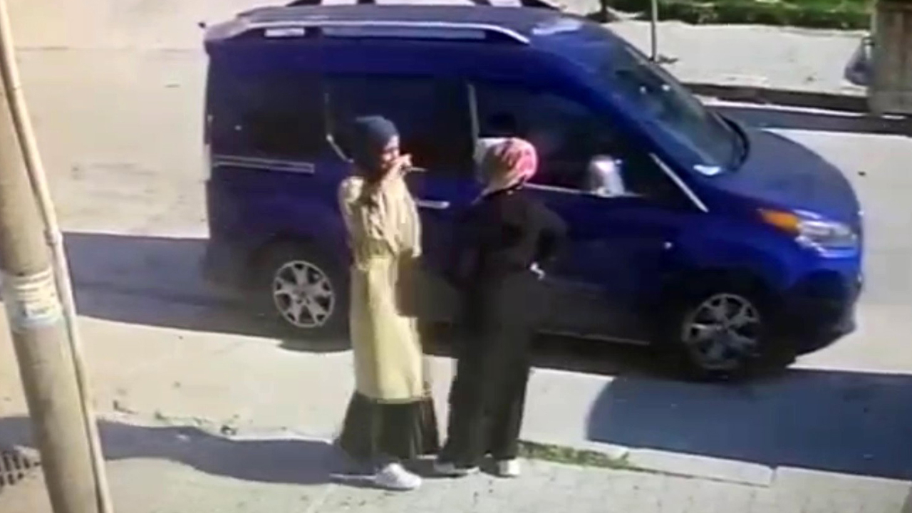 Genç kız, sokak ortasında kaçırıldı!