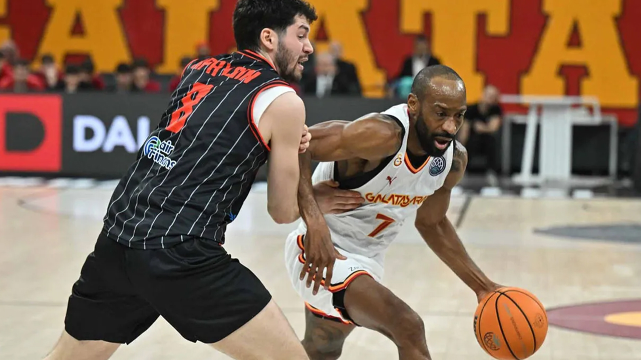 Galatasaray Basketbol Şampiyonlar Ligi'nde çeyrek finale yükseldi!