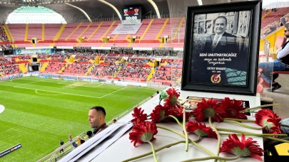 Kayserispor - Hatayspor maçında meslektaşları Oktay Ensari’yi andı!