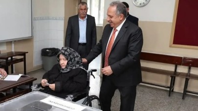 Başkan Mustafa Yalçın’ın Acı Günü: Annesi Meliha Yalçın Hayatını Kaybetti!