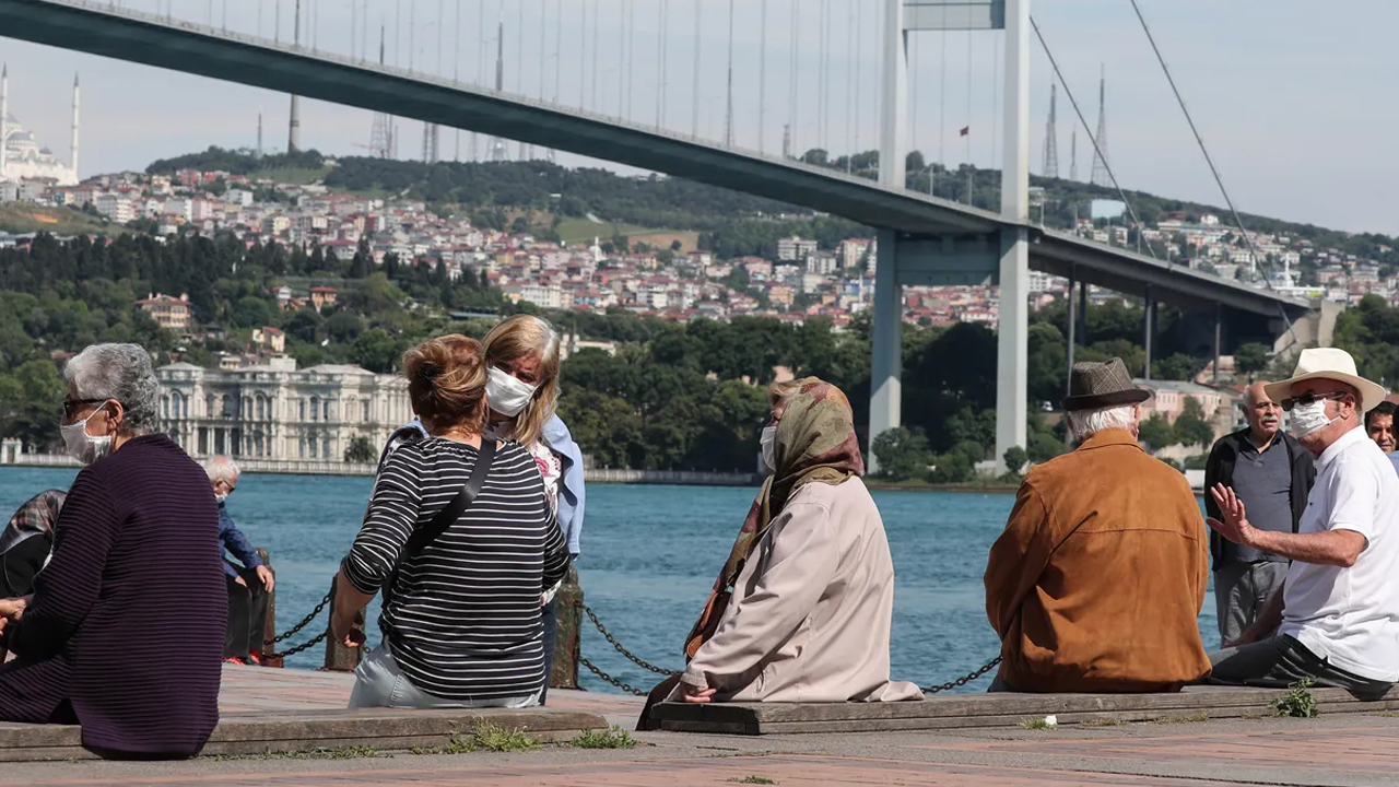 SGK duyurdu! Emekliye bedava oldu! SSK ve Bağkur farkı gözetilmeyecek!