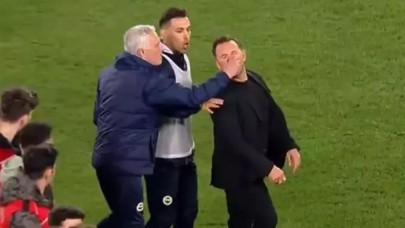 Mourinho'dan Okan Buruk'a fiziksel müdahale!
