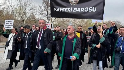 Kayserili Avukatlar Hukuka Saygı İçin Yürüdü!