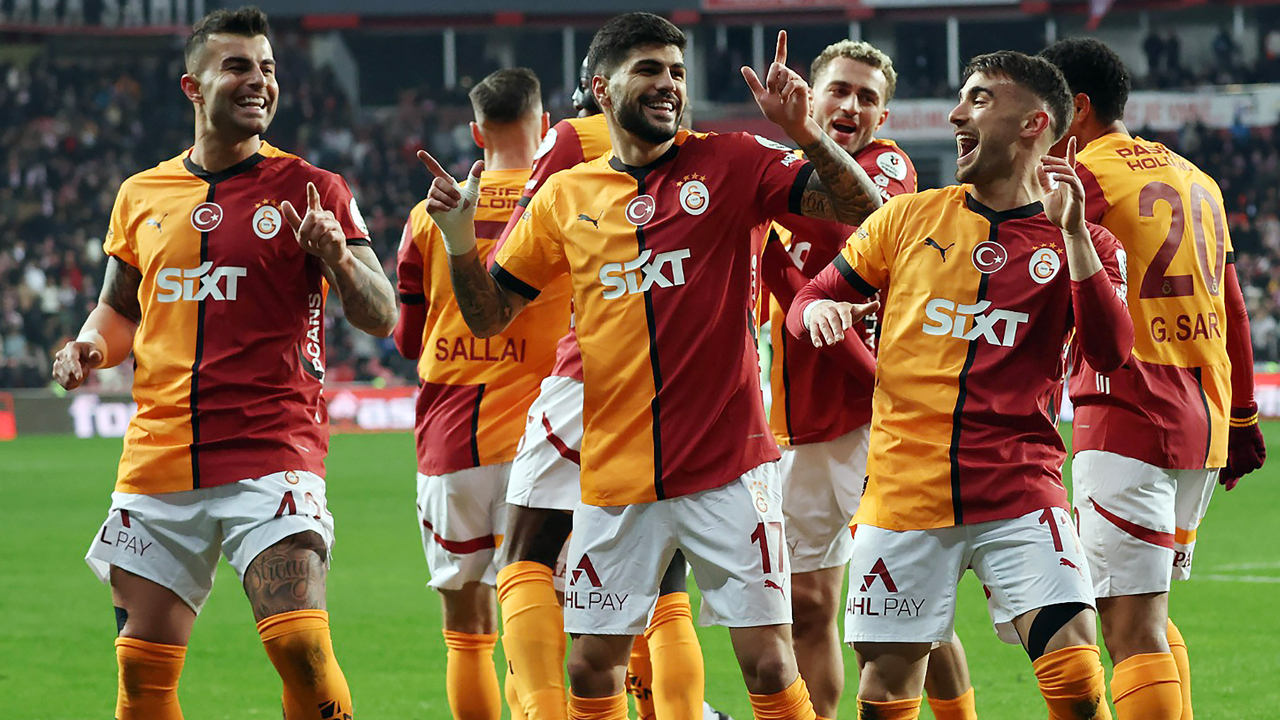 Galatasaray, zorlu Samsunspor deplasmanından 3 puanla döndü!