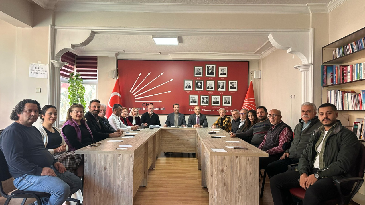 CHP Kayseri’den Sert Tepki: “Halkımız Hizmet Bekliyor, Boş Polemiklerle Vakit Kaybetmeyin!”